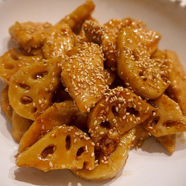 さっぱりヘルシー♪鶏むね肉とレンコン炒め